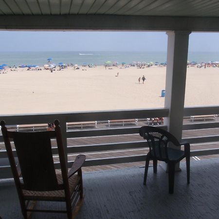 Majestic Hotel & Apartments Ocean City Exterior foto