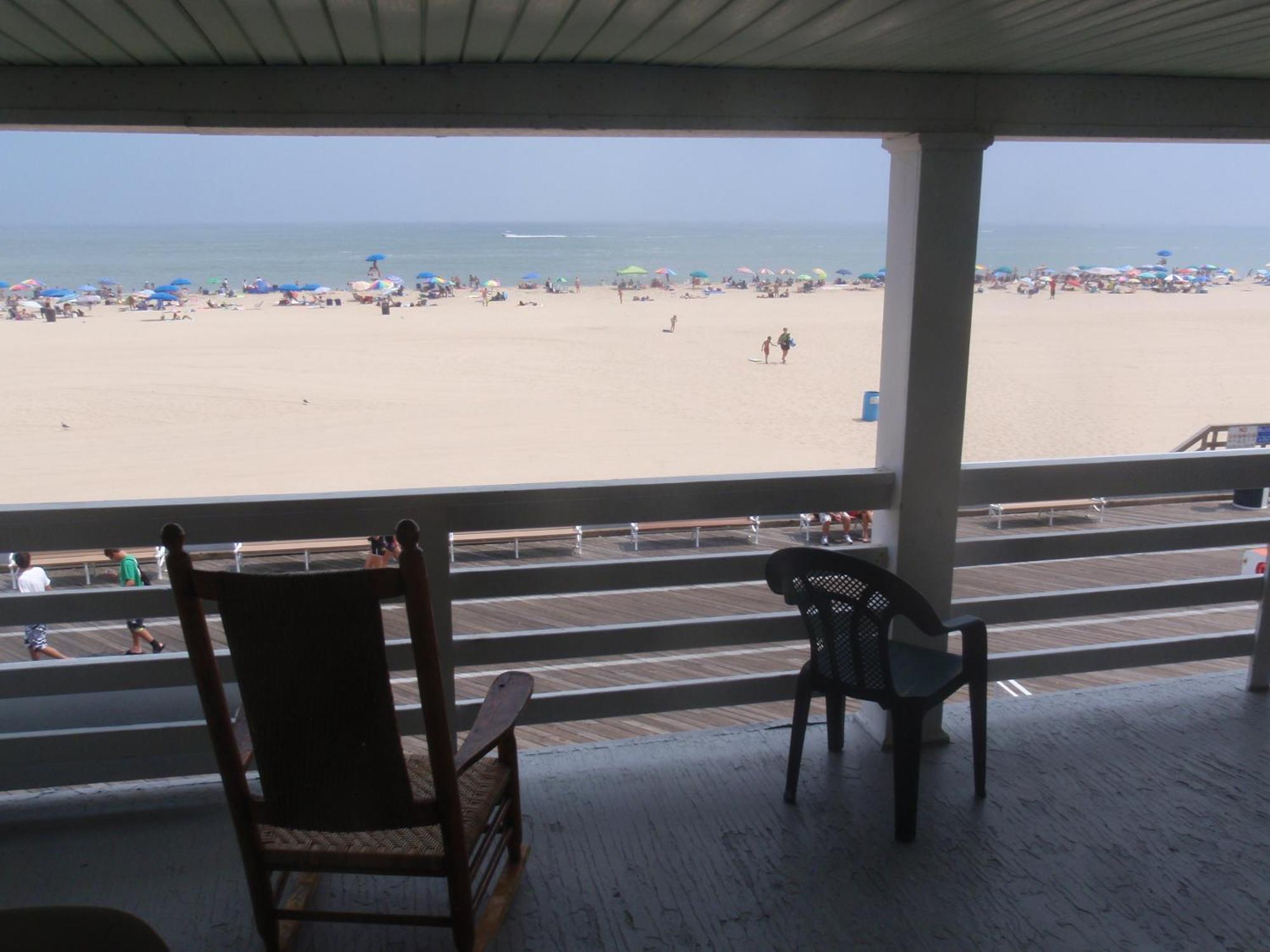 Majestic Hotel & Apartments Ocean City Exterior foto